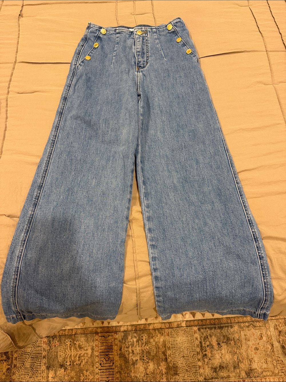 High-Rise Wide-Leg Jeans in Light Blue Denim